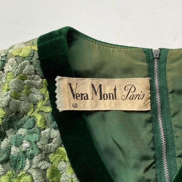 Happy St Patrick's Day! Vintage 1960's Vera Mont Paris Velvet Green Party Dress - Picture 8 of 9